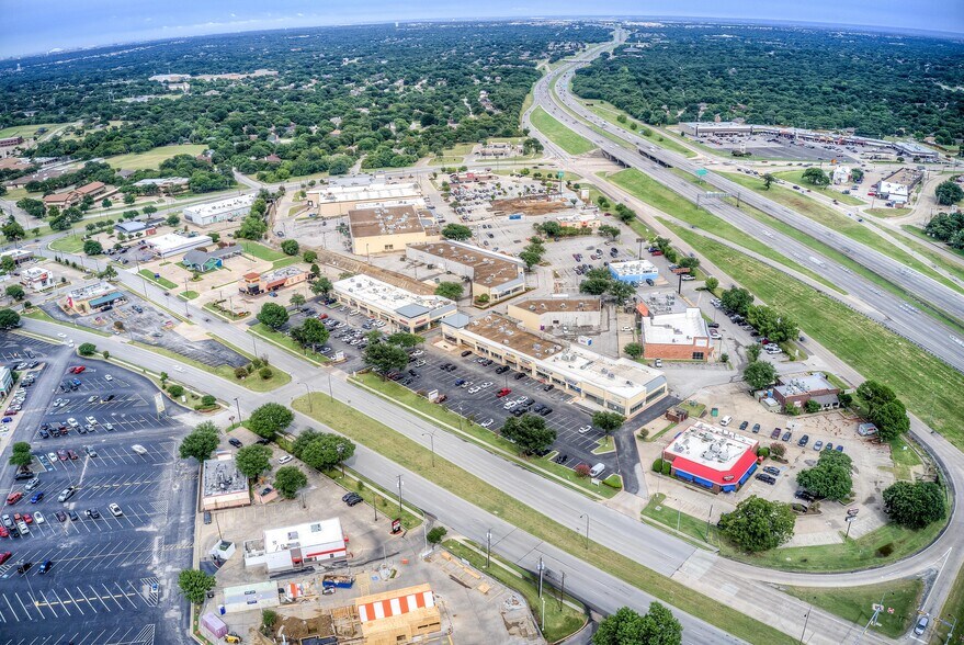 5801 W Interstate 20, Arlington, TX à louer - Photo du bâtiment - Image 2 de 15
