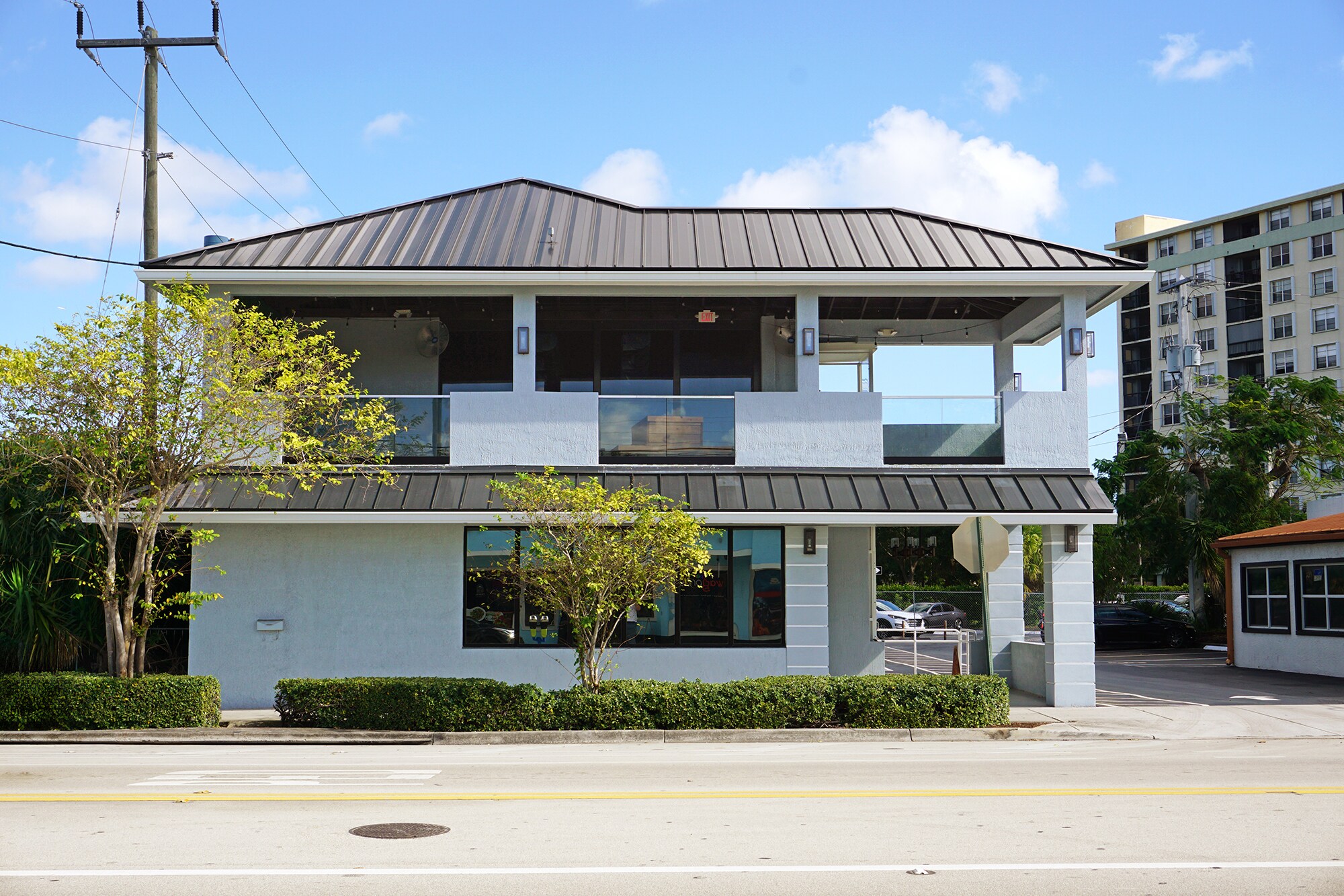 2010 Wilton Dr, Wilton Manors, FL à vendre Photo du bâtiment- Image 1 de 18