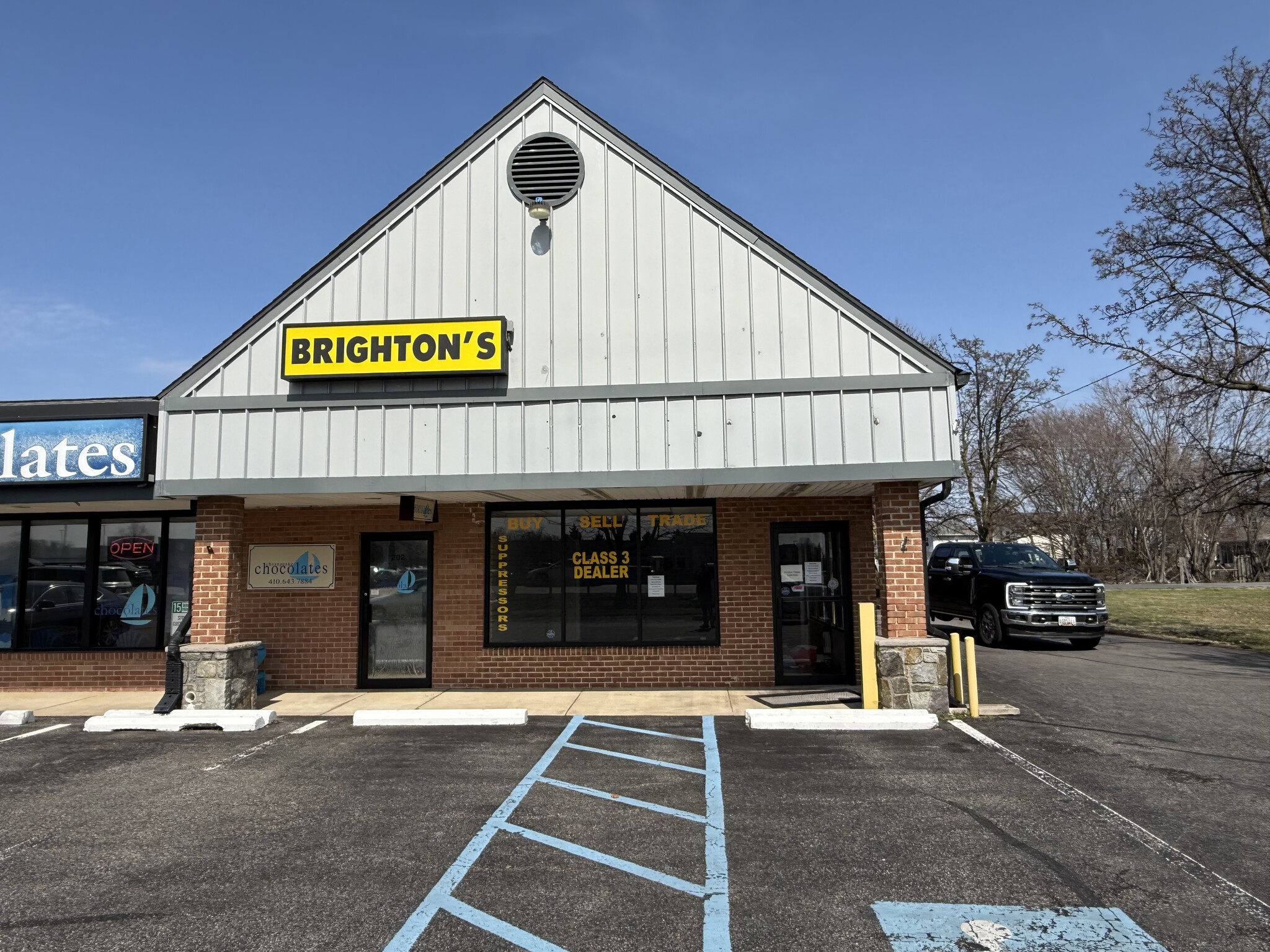 200 Island Plaza Ct, Stevensville, MD for lease Building Photo- Image 1 of 7