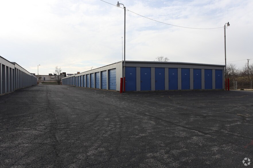 4548 American Rd, Rockford, IL à vendre - Photo du bâtiment - Image 2 de 9