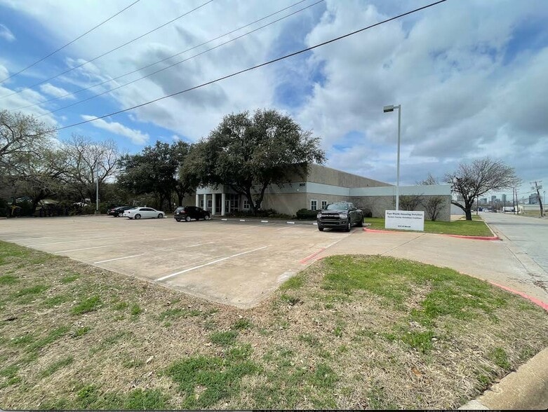 300 S Beach St, Fort Worth, TX for lease - Building Photo - Image 3 of 4