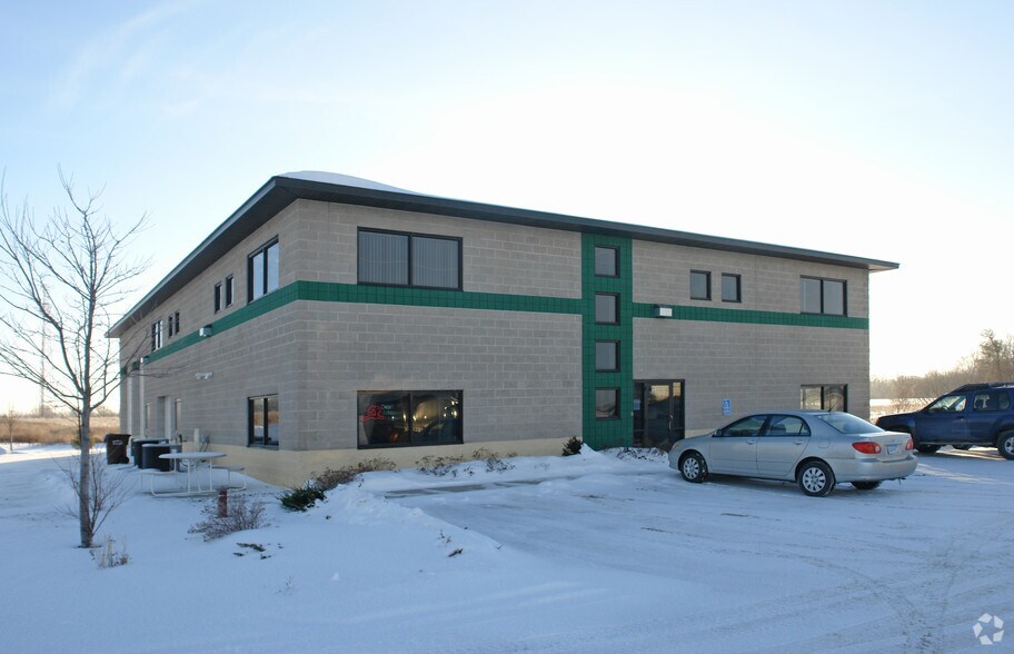4700 County Rd 19, Medina, MN à louer - Photo du bâtiment - Image 3 de 4