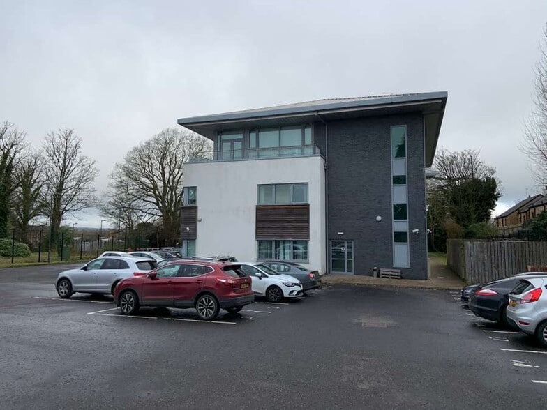 35 Limavady Rd, Londonderry for sale - Building Photo - Image 2 of 3