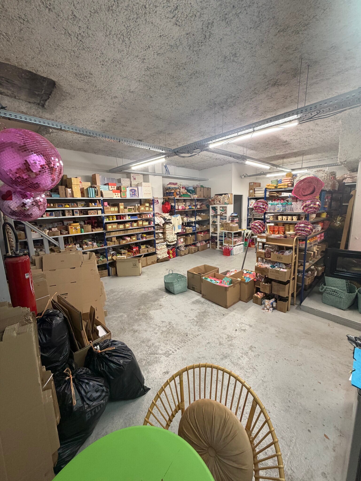 56 Rue Du President Wilson, Levallois-Perret for lease Building Photo- Image 1 of 9