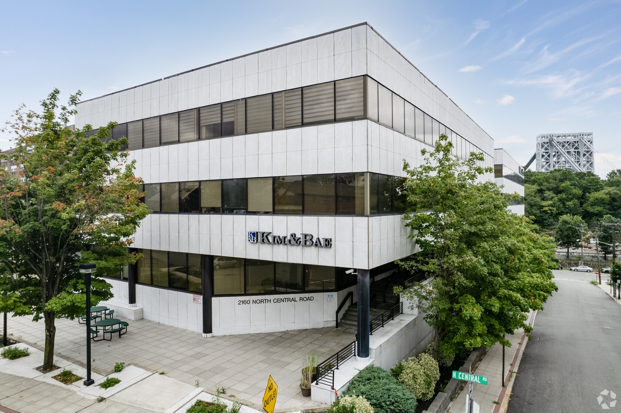 2160 N Central Rd, Fort Lee, NJ à louer Photo principale- Image 1 de 9