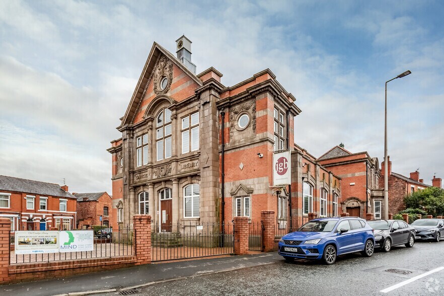 361 Ormskirk Rd, Wigan à louer - Photo du bâtiment - Image 2 de 5