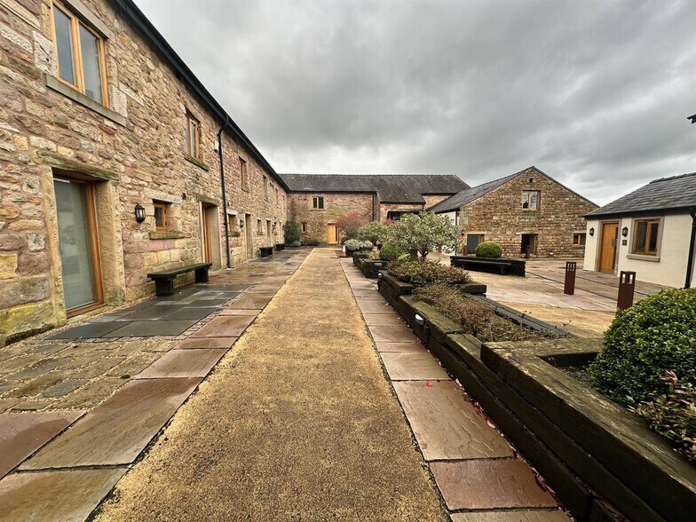 Salesbury Hall Rd, Ribchester à louer - Photo du bâtiment - Image 2 de 3