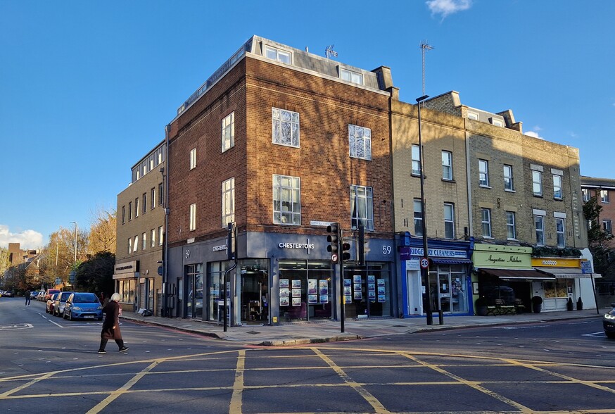 59 Battersea Bridge Rd, London for lease - Building Photo - Image 3 of 3