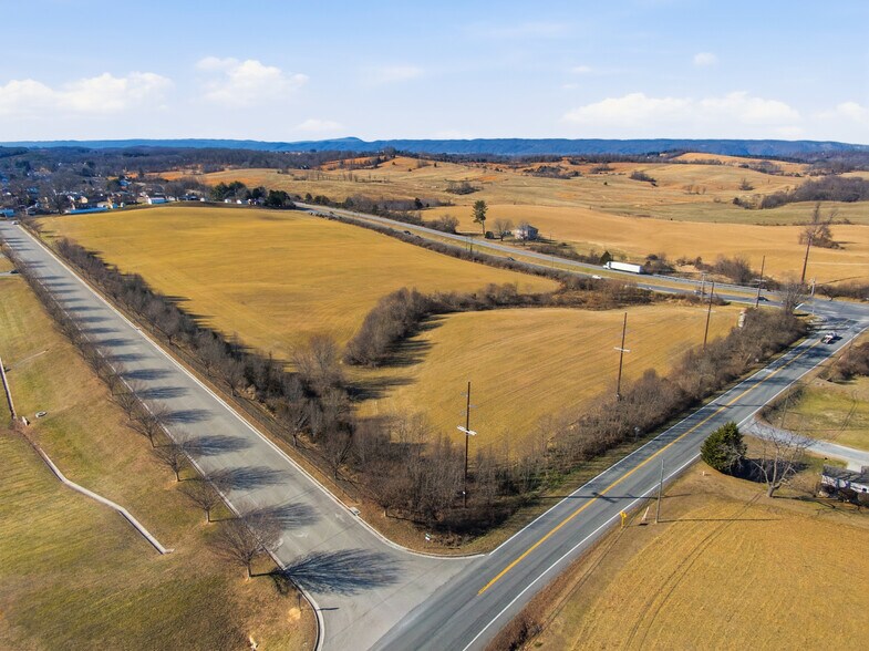 XXX Peppers Ferry Blvd, Fairlawn, VA à vendre - Photo du bâtiment - Image 3 de 18