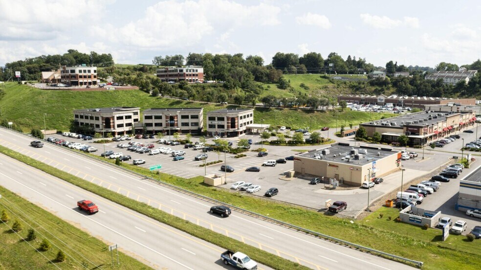Route 705 & Stewartstown Rd, Morgantown, WV à louer - Aérien - Image 2 de 142
