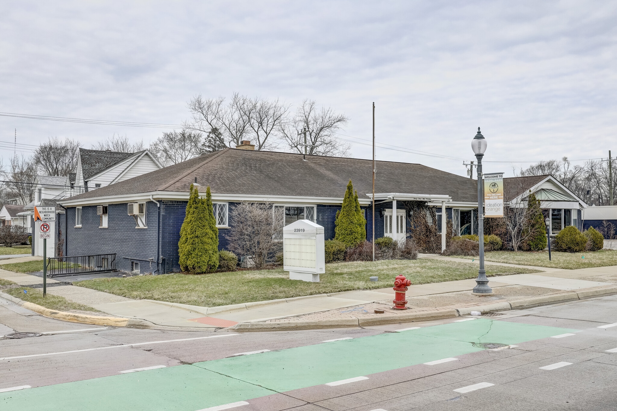 23919 John R Rd, Hazel Park, MI à vendre Photo principale- Image 1 de 49