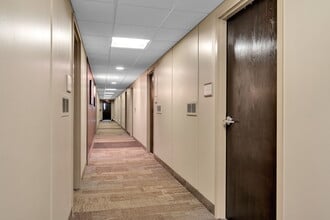 4511 Harlem Rd, Amherst, NY for lease Interior Photo- Image 2 of 7