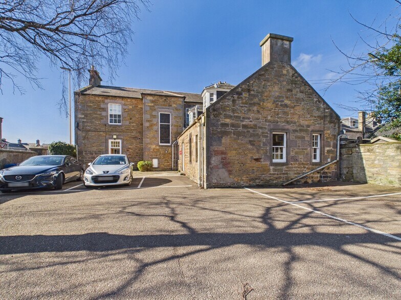 26 Hay St, Elgin à vendre - Photo du bâtiment - Image 2 de 20