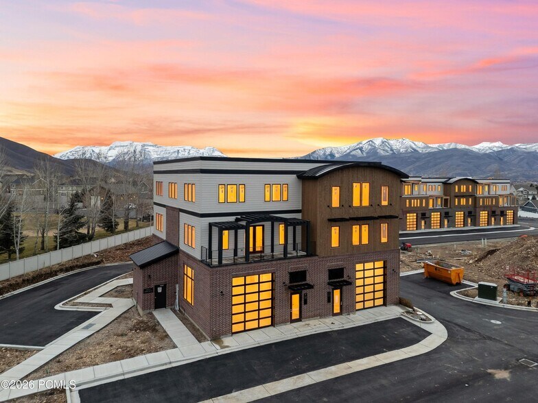 1922 S Highway 40, Heber City, UT à vendre - Photo du bâtiment - Image 3 de 48
