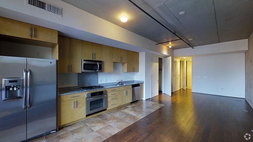 353 E Bonneville Ave, Las Vegas, NV for lease - Interior Photo - Image 3 of 158