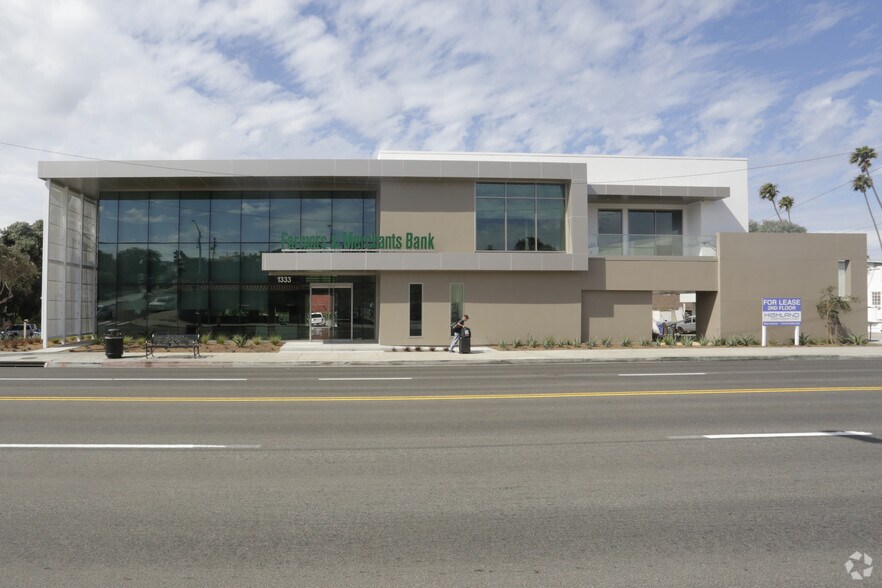1333 S Pacific Coast Hwy, Redondo Beach, CA à louer - Photo du bâtiment - Image 2 de 3