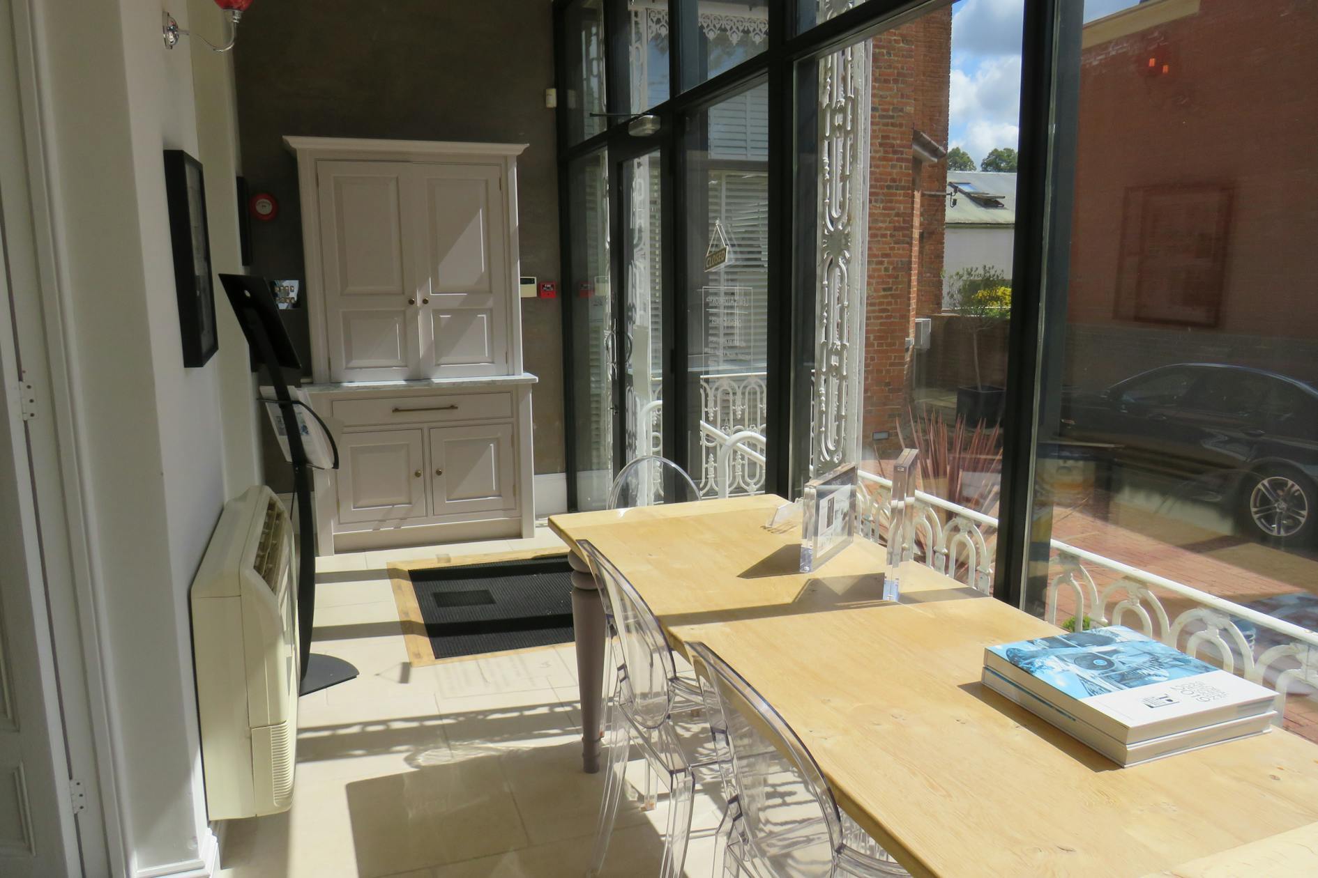 High St, Hartley Wintney for lease Interior Photo- Image 1 of 7