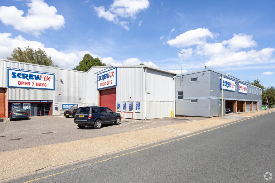 Cotton Rd, Canterbury for lease - Building Photo - Image 2 of 3