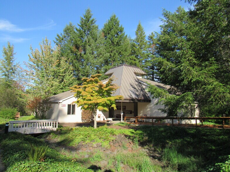410 Black Hills Ln SW, Olympia, WA à vendre - Photo du bâtiment - Image 3 de 4