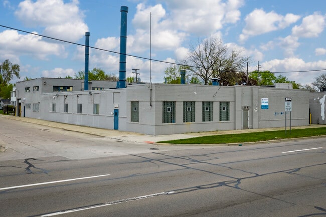 More details for 12357 E Eight Mile Rd, Warren, MI - Industrial for Auction