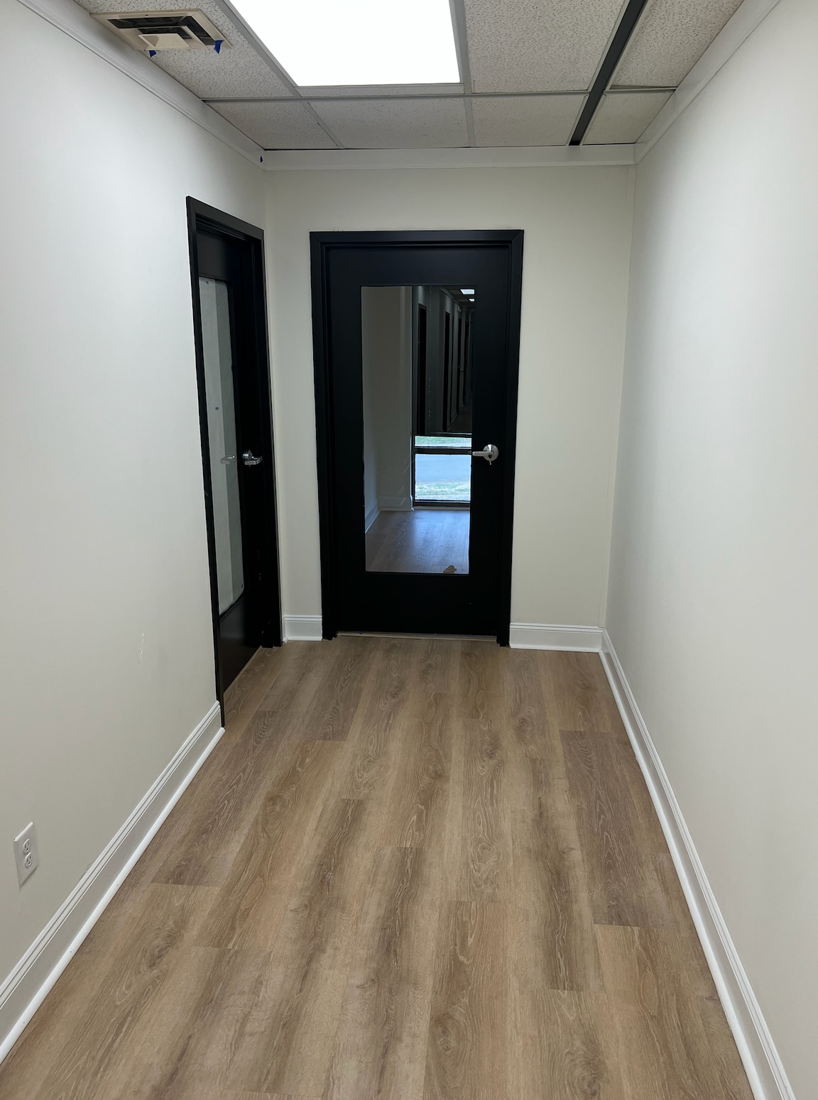 4190 S Plaza Trl, Virginia Beach, VA for lease Interior Photo- Image 1 of 23