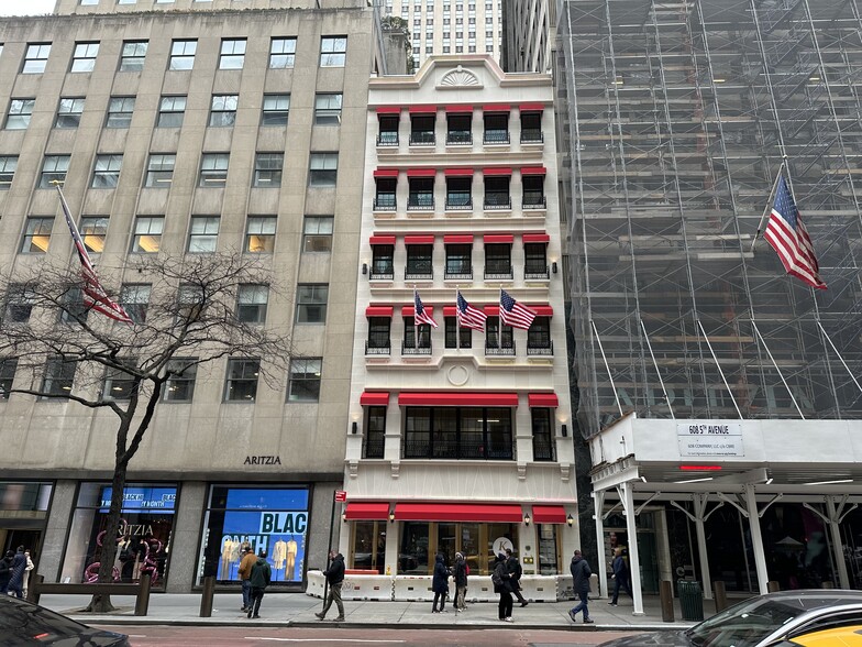 604 Fifth Ave, New York, NY for sale - Building Photo - Image 1 of 1