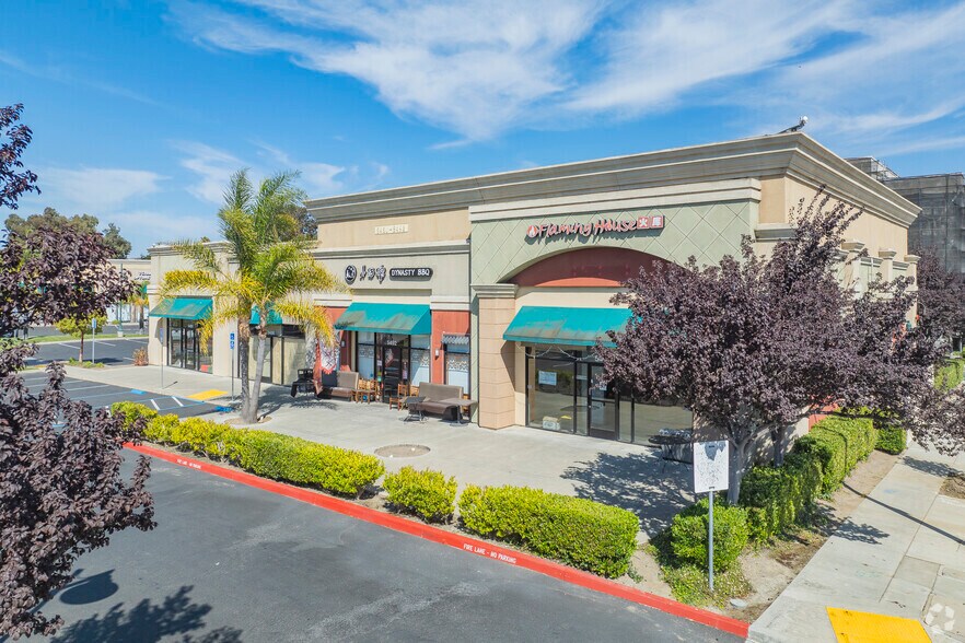 5454 Central Ave, Newark, CA à louer - Photo du bâtiment - Image 2 de 13