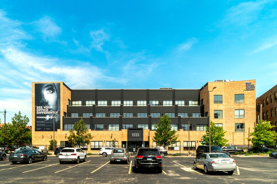 1333 N Kingsbury St, Chicago, IL for lease - Building Photo - Image 2 of 12