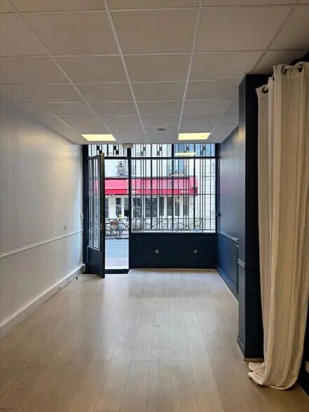 Office/Medical in Levallois-Perret for lease - Interior Photo - Image 1 of 1
