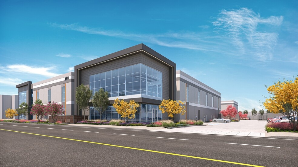 3901 Via Oro Ave, Long Beach, CA for lease - Building Photo - Image 1 of 3