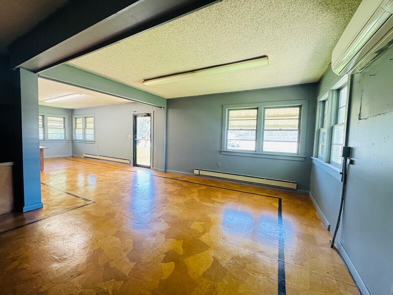 41 Spring St, Melbourne, AR for sale - Building Photo - Image 2 of 8