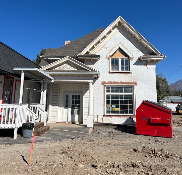 111 E 300 S, Spanish Fork, UT à vendre - Photo du bâtiment - Image 3 de 55