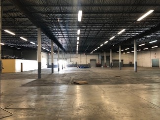 Plus de détails pour 2275 E 11th Ave, Hialeah, FL - Industriel à louer