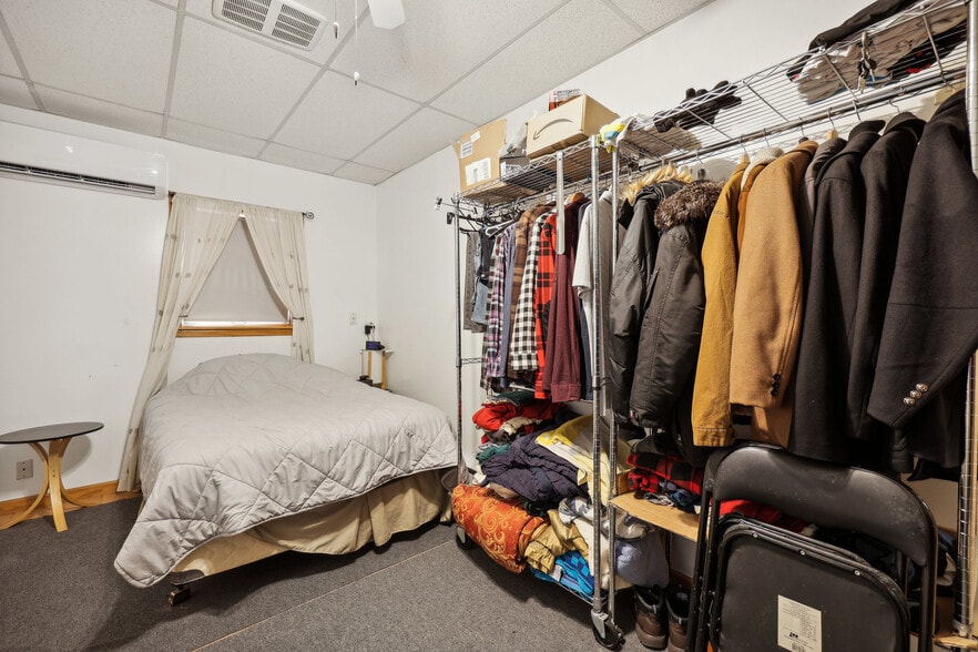 266 Palisade Ave, Cliffside Park, NJ à vendre - Photo intérieure - Image 2 de 18