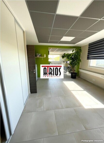 Flex in La Farlede for sale - Interior Photo - Image 3 of 14