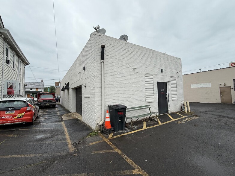 27 W Lincoln Hwy, Penndel, PA for sale - Building Photo - Image 2 of 13