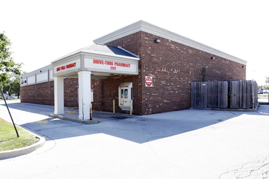 600 N Mannheim Rd, Hillside, IL à louer - Photo du bâtiment - Image 2 de 5