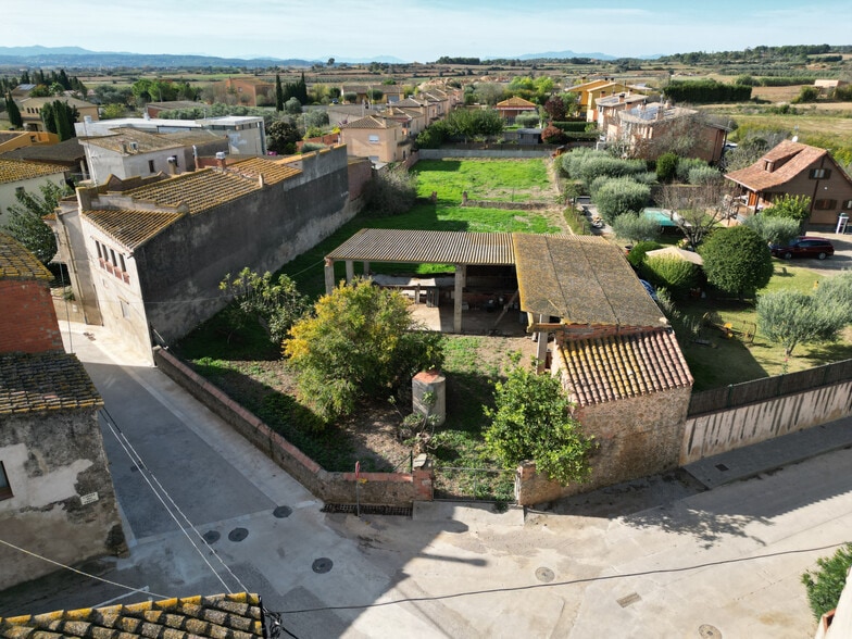 Carrer Tramuntana, Tallada Dempordà, 12, La Jonquera, Gerona for sale - Aerial - Image 1 of 21