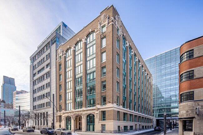 Plus de détails pour 455 Rue Saint-Antoine O, Montréal, QC - Bureau à louer