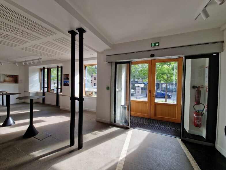 95 Boulevard Beaumarchais, Paris à louer - Photo du bâtiment - Image 2 de 12