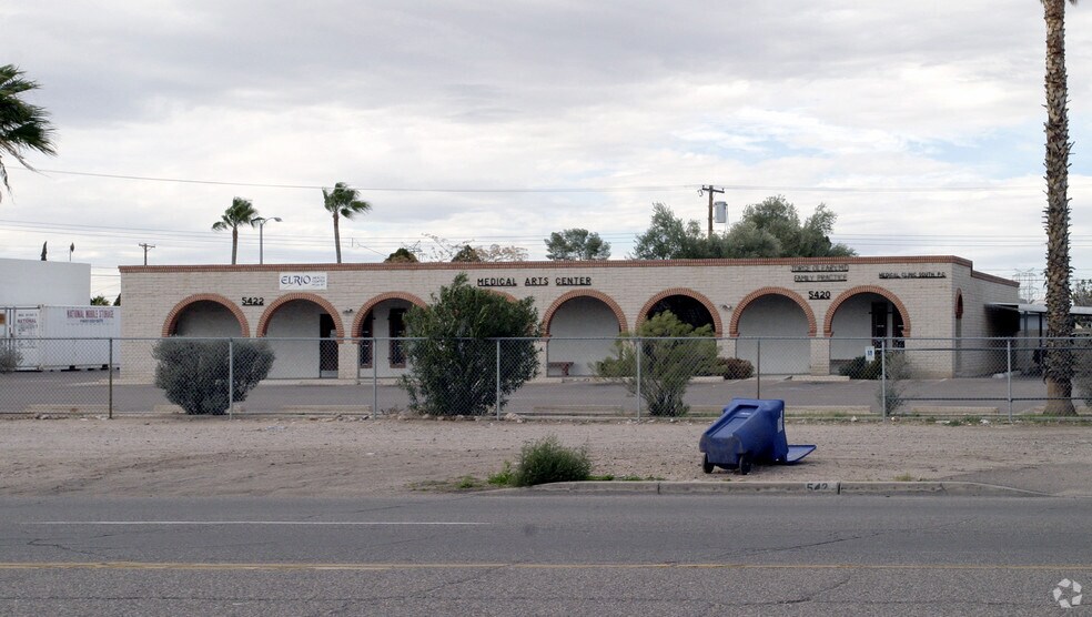 5420 S 12th Ave, Tucson, AZ à louer - Photo du bâtiment - Image 3 de 6