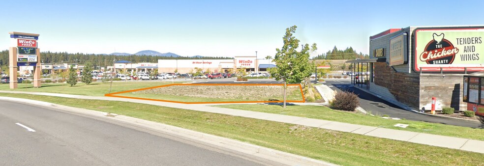 1423 W Appleway Ave, Coeur d'Alene, ID à louer - Photo du bâtiment - Image 2 de 2