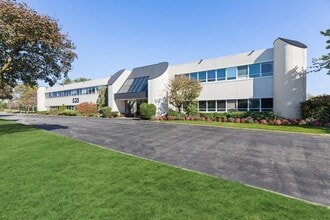 535 Broadhollow Rd, Melville, NY for lease Building Photo- Image 1 of 9