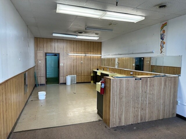 1100 9th St S, Great Falls, MT for lease - Building Photo - Image 2 of 8