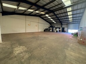 Vulcan Pl, Worksop for lease Interior Photo- Image 2 of 2