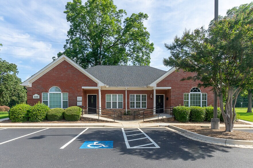 3001 Monroe Hwy, Watkinsville, GA à louer - Photo du bâtiment - Image 1 de 4