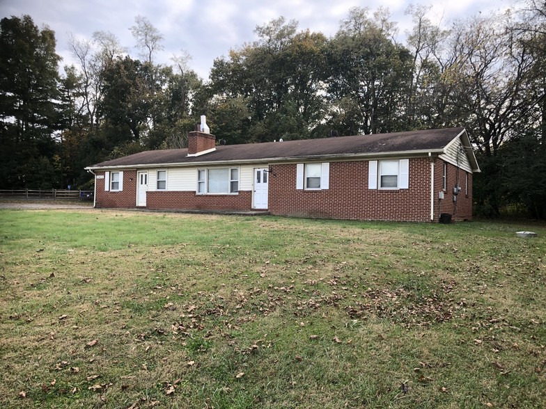 2412 Whiteford Rd, Whiteford, MD for sale - Primary Photo - Image 1 of 1