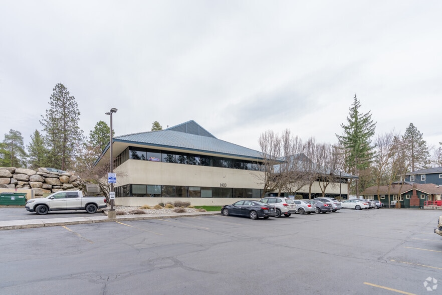 1403 S Grand Blvd, Spokane, WA à louer - Photo du bâtiment - Image 2 de 4