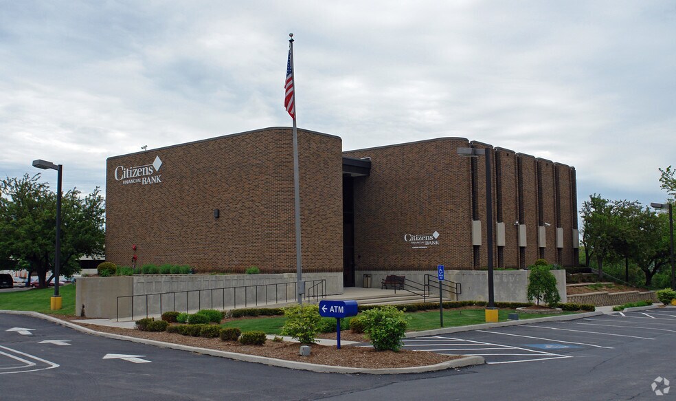 8301 S Cass Ave, Darien, IL à vendre - Photo principale - Image 1 de 1