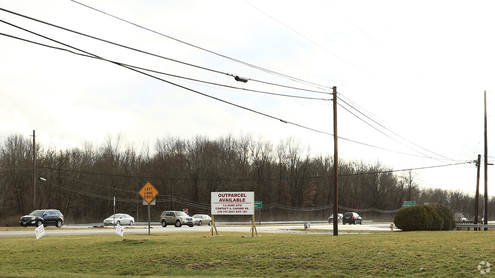 4300 State Route 5, Newton Falls, OH for lease - Primary Photo - Image 1 of 5